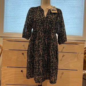 NWT Birds of Paradis, floral mini dress, size M.